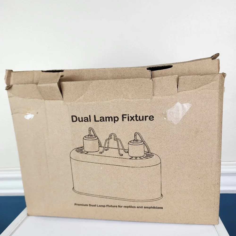 Wacool Reptile Dual Dome Lamp Fixture NIB